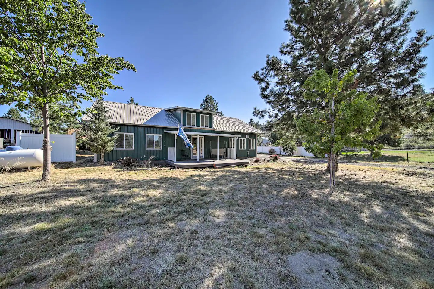 Exploring the Cost Per Square Foot of Pole Barns